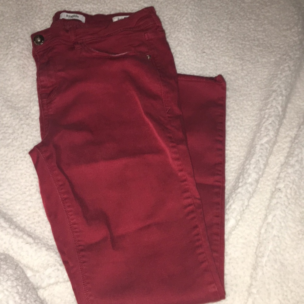 Stretchy red wine jeans